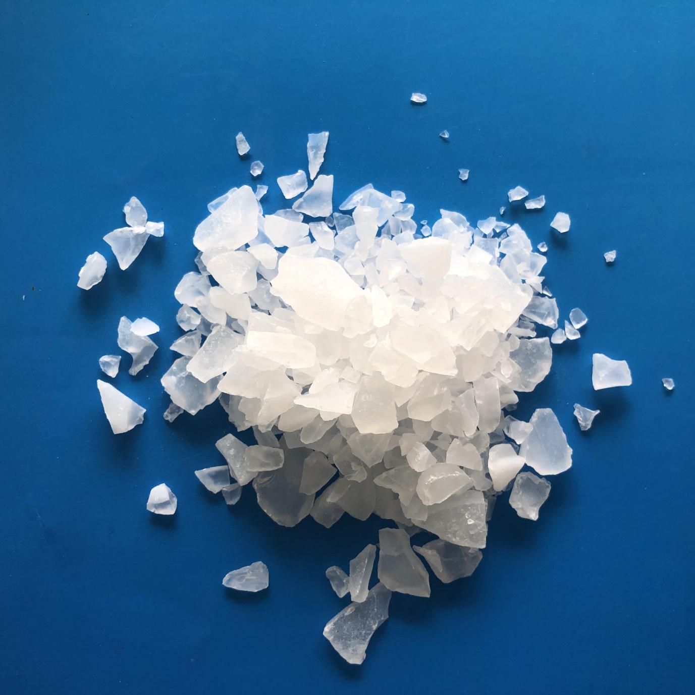 碳酸钠如何与柠檬酸反应？